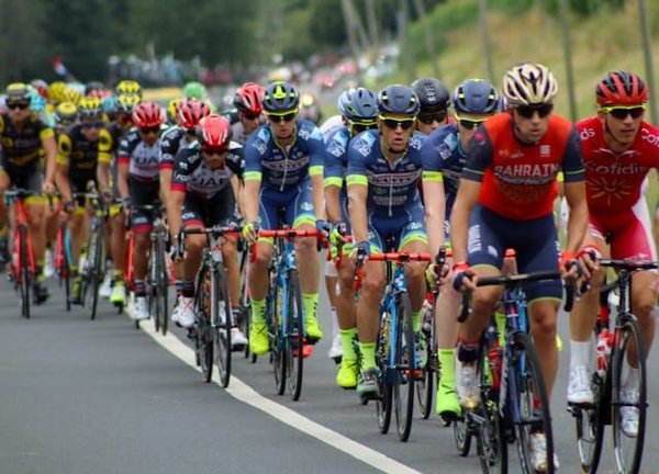 How are sports organizations addressing mental health issues among professional athletes?