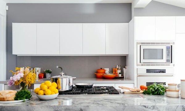 What's the Best Method for Integrating Smart Appliances for a Seamless Kitchen Experience?